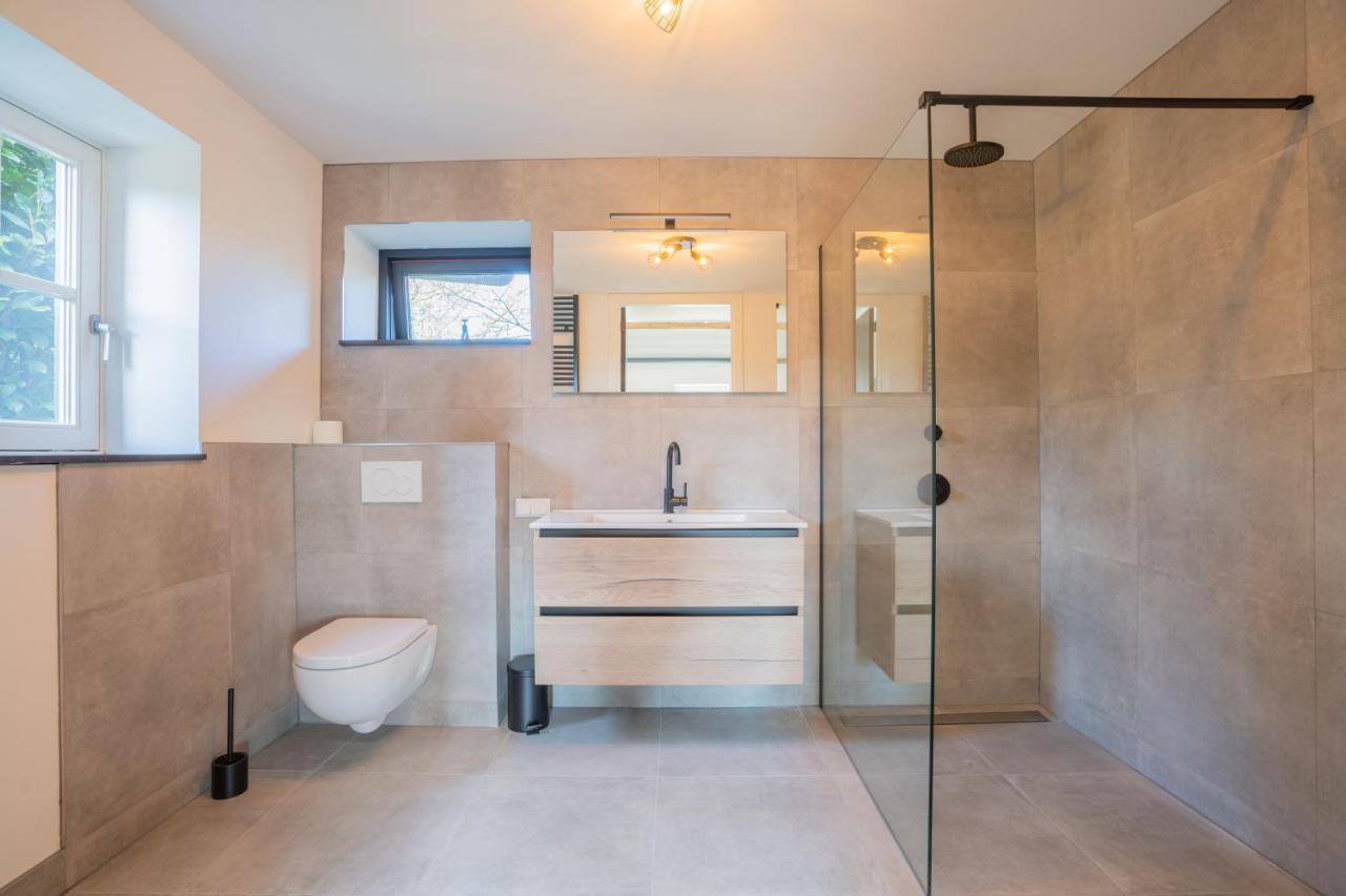 B&B De Bommelhoeve Wadenoijen Екстериор снимка
